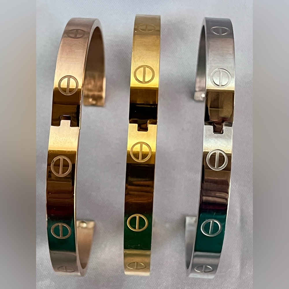TRIO - STAINLESS STEEL bangles Gold, RoseGold, and silver.